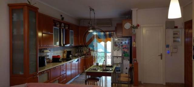 (For Sale) Residential Detached house || Piraias/Piraeus - 170 Sq.m, 3 Bedrooms, 440.000€ 